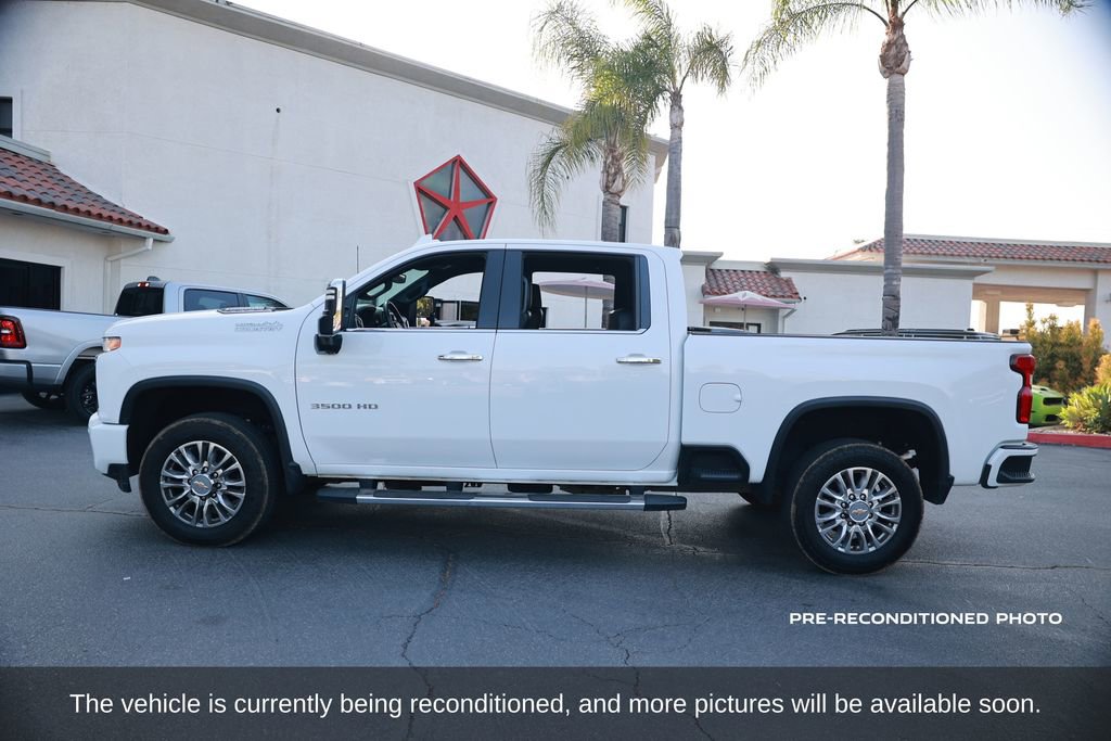Used 2023 Chevrolet Silverado 3500 High Country w/ Safety Package II image 2