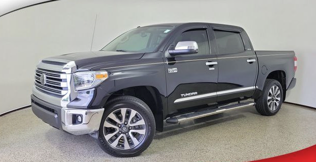 Used 2018 Toyota Tundra Limited w/ Limited Premium Package AWD/4WD image 3