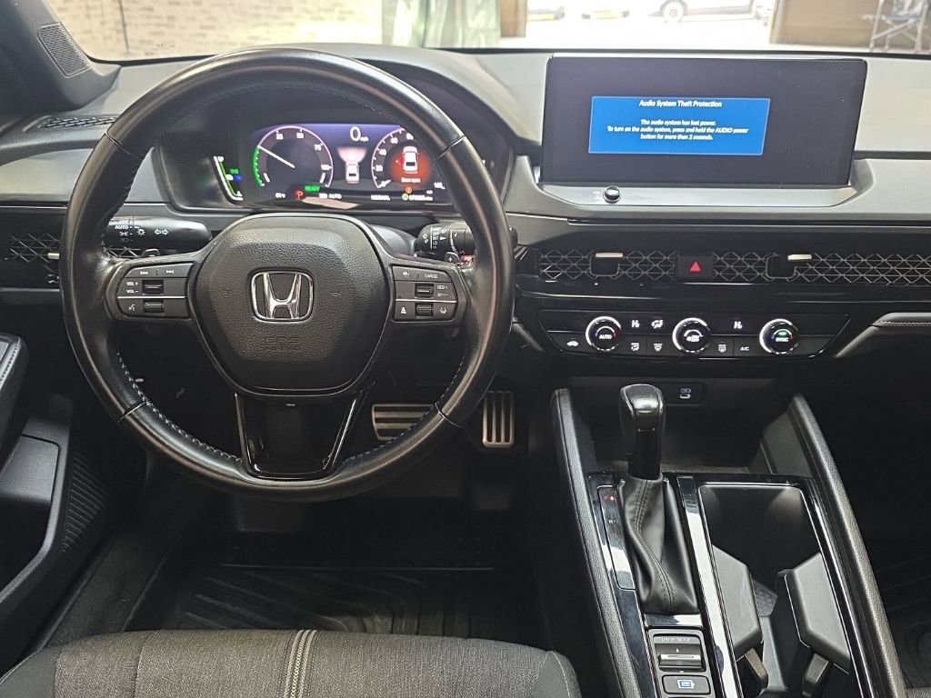 Used 2023 Honda Accord Sport image 16