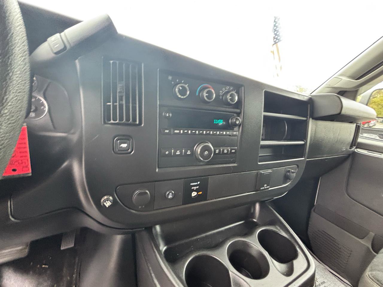 Used 2019 GMC Savana 2500 w/ Driver Convenience Package RWD image 7