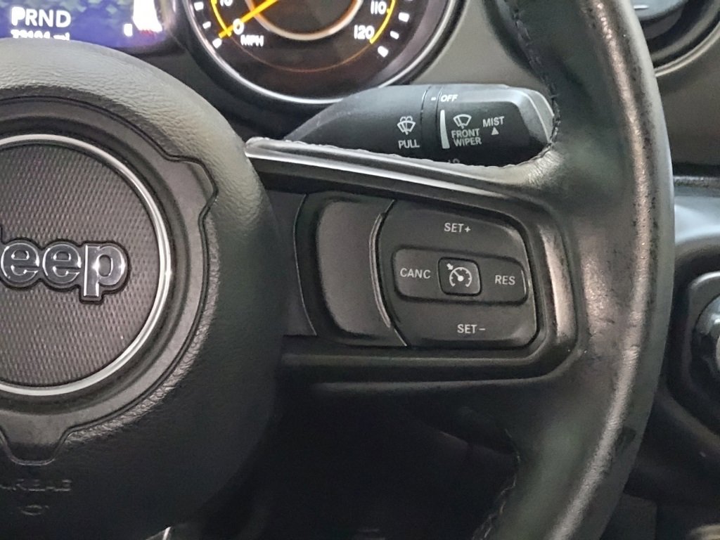 Used 2021 Jeep Gladiator Willys image 22