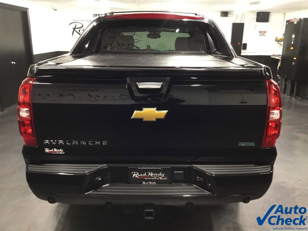 Used 2012 Chevrolet Avalanche LTZ image 9