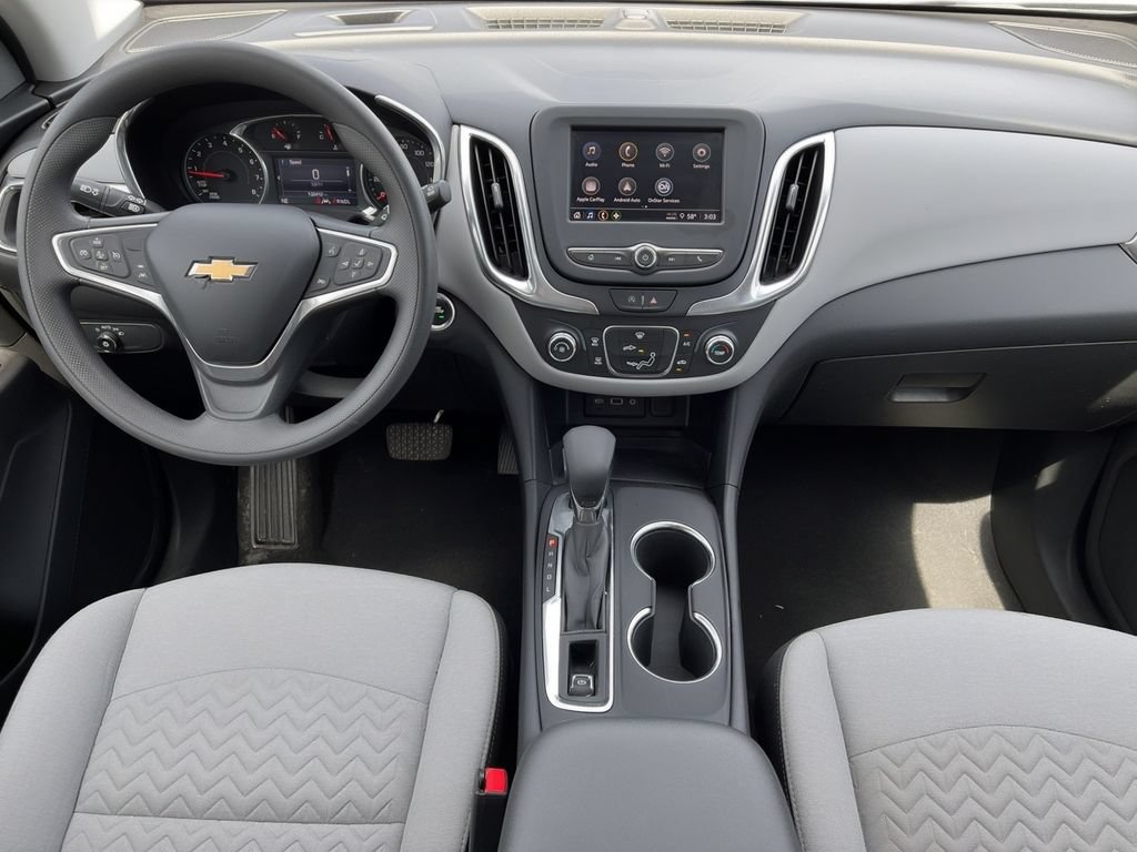 Used 2022 Chevrolet Equinox LS w/ LS Convenience Package AWD/4WD image 5