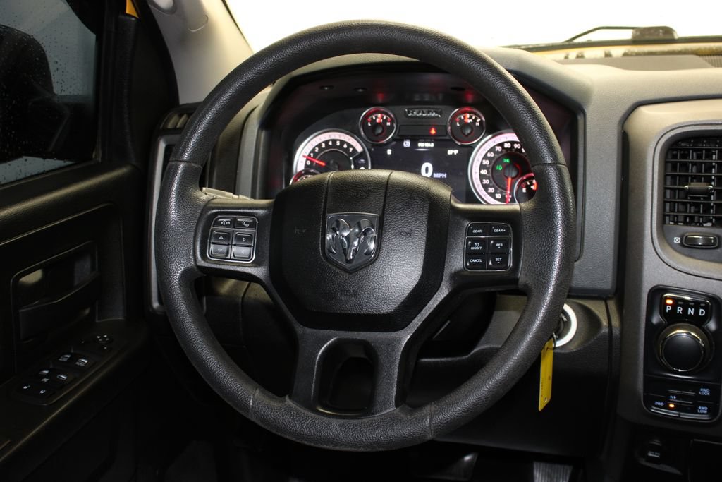 Used 2019 RAM 1500 Express w/ Wheel & Sound Group AWD/4WD image 15