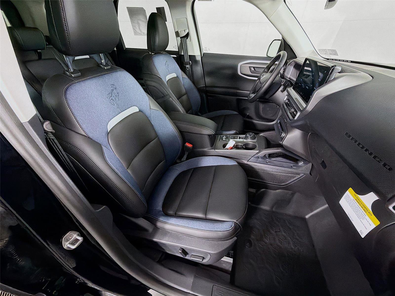 New 2025 Ford Bronco Sport Outer Banks w/ Sasquatch Outer Banks Package AWD/4WD image 30
