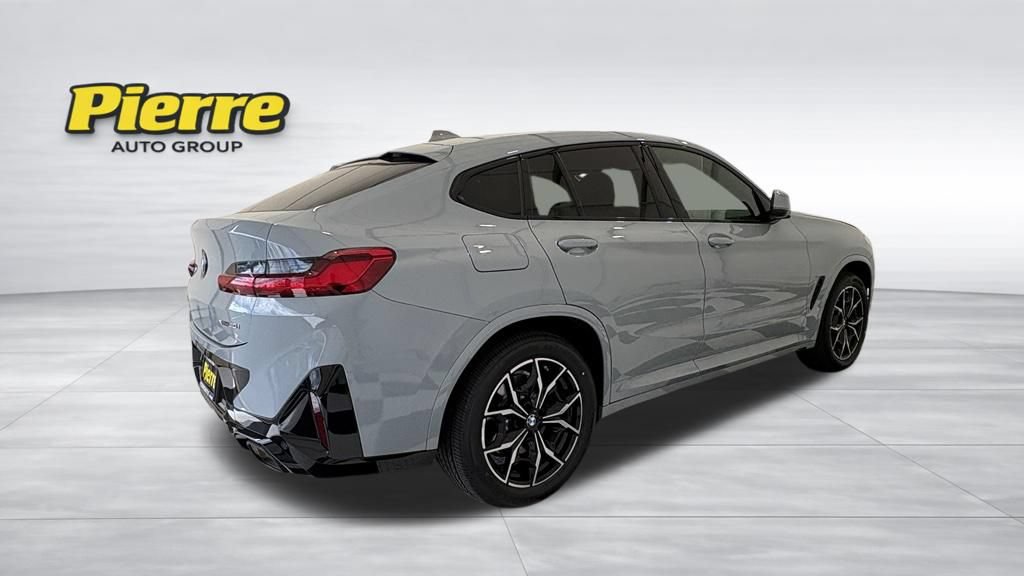 Used 2024 BMW X4 xDrive30i AWD/4WD image 8