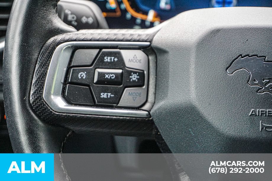 Used 2025 Ford Mustang Premium RWD image 28
