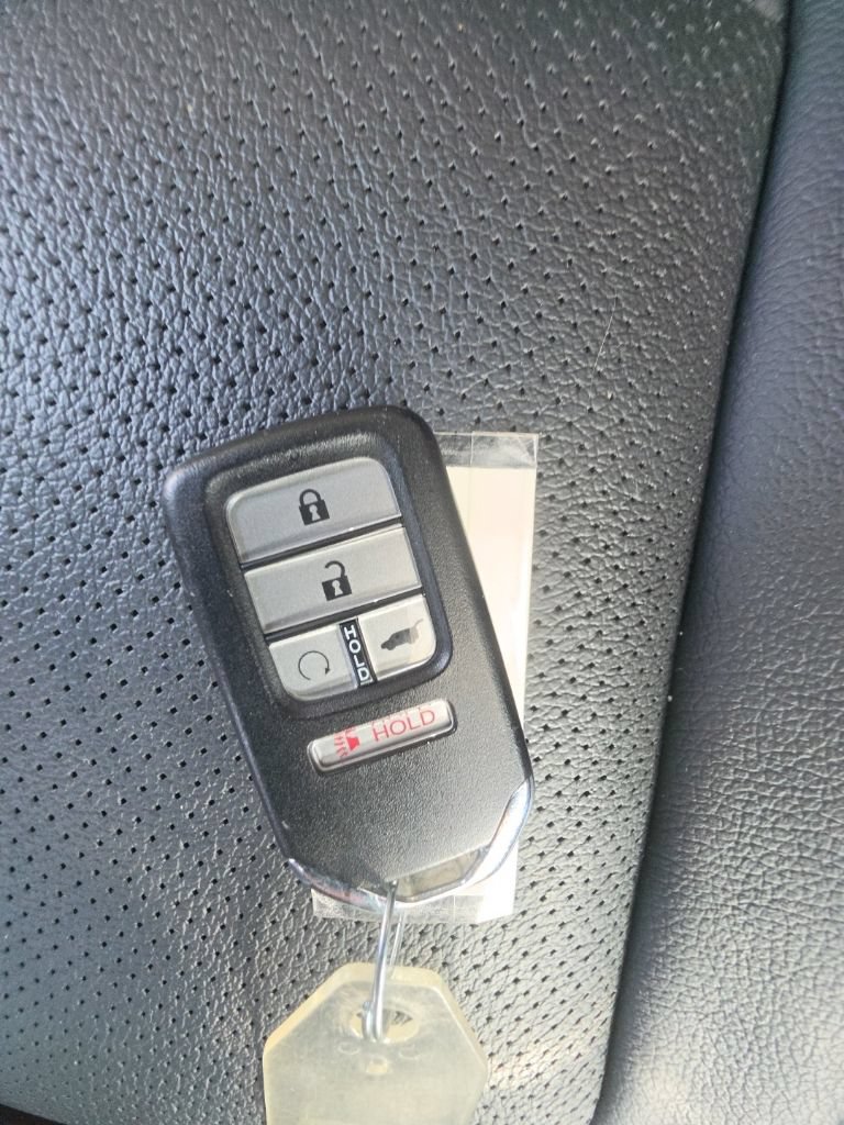 Certified 2025 Honda Passport TrailSport image 33