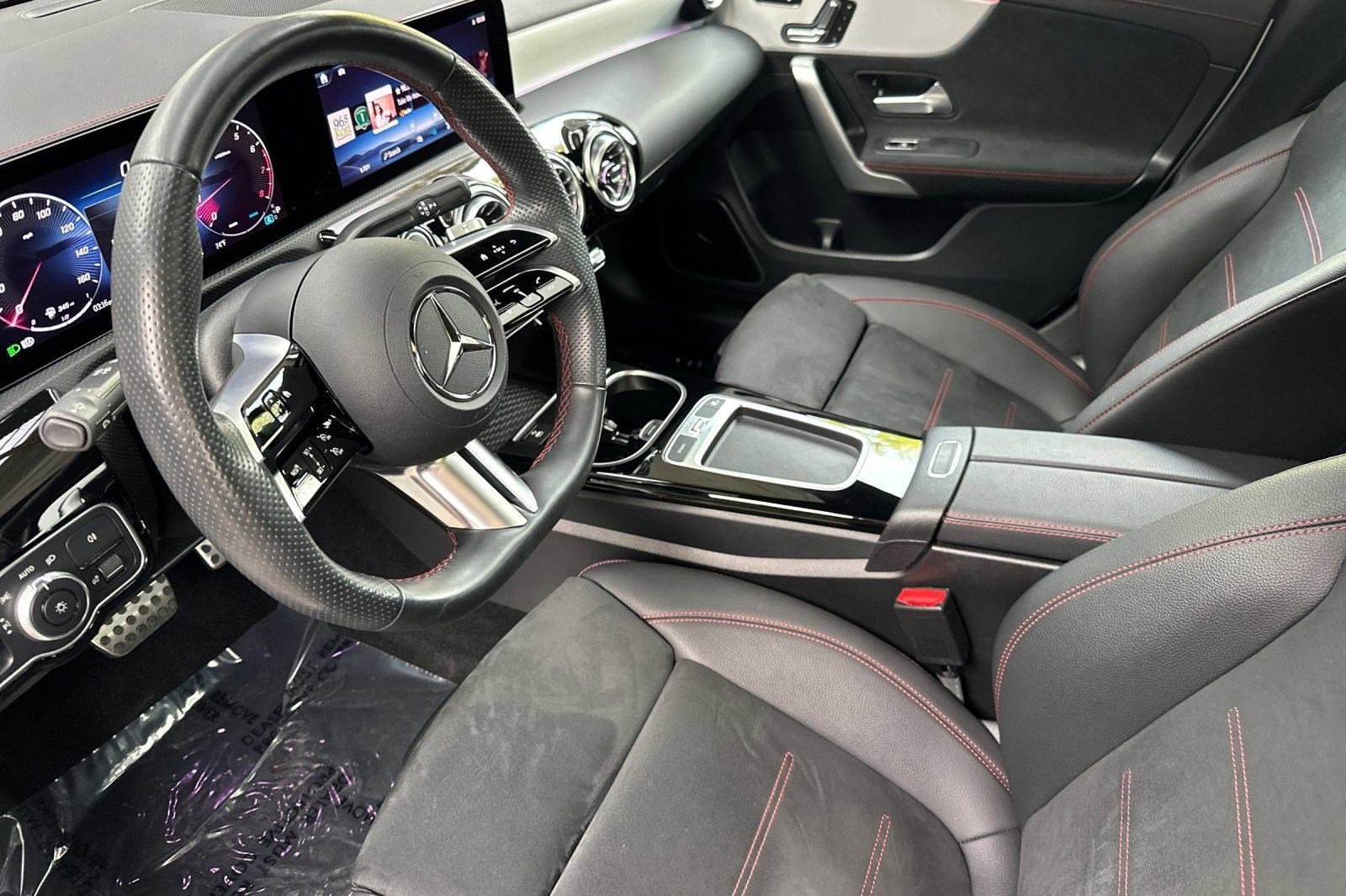 Certified 2025 Mercedes-Benz CLA 250 image 4