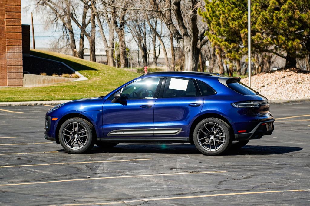 Used 2023 Porsche Macan Turbo image 7