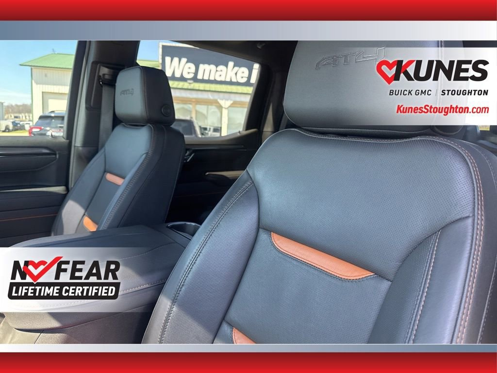 Used 2025 GMC Sierra 1500 AT4 w/ AT4 Premium Package AWD/4WD image 28