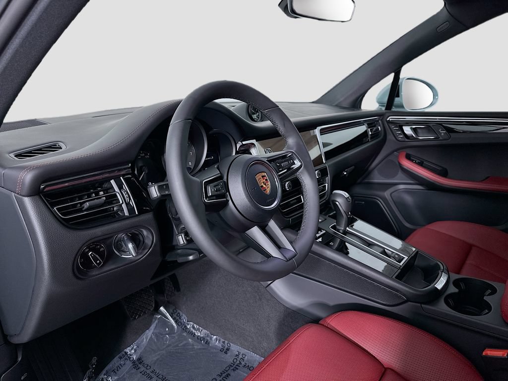 New 2026 Porsche Macan S AWD/4WD image 4
