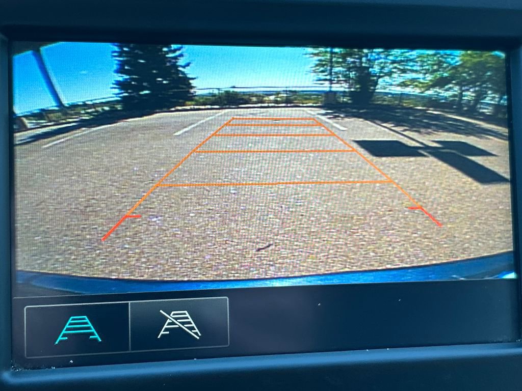 Used 2018 Chevrolet Equinox LT AWD/4WD image 13