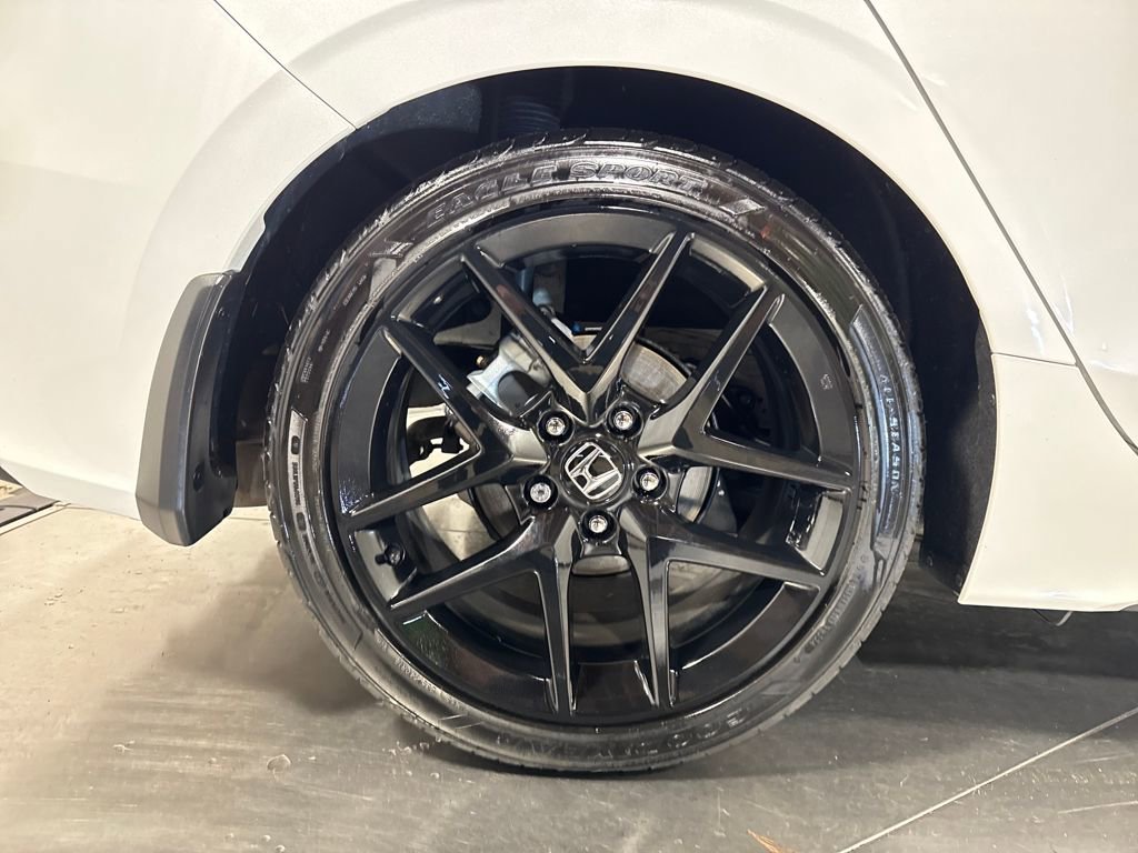 Certified 2025 Honda Civic Sport image 13
