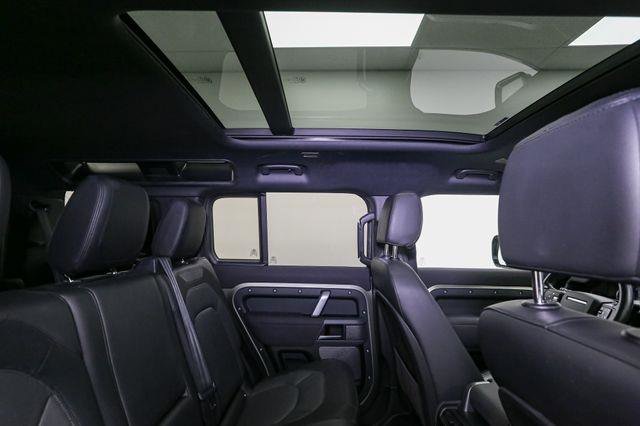 Used 2023 Land Rover Defender 110 X-Dynamic SE image 25