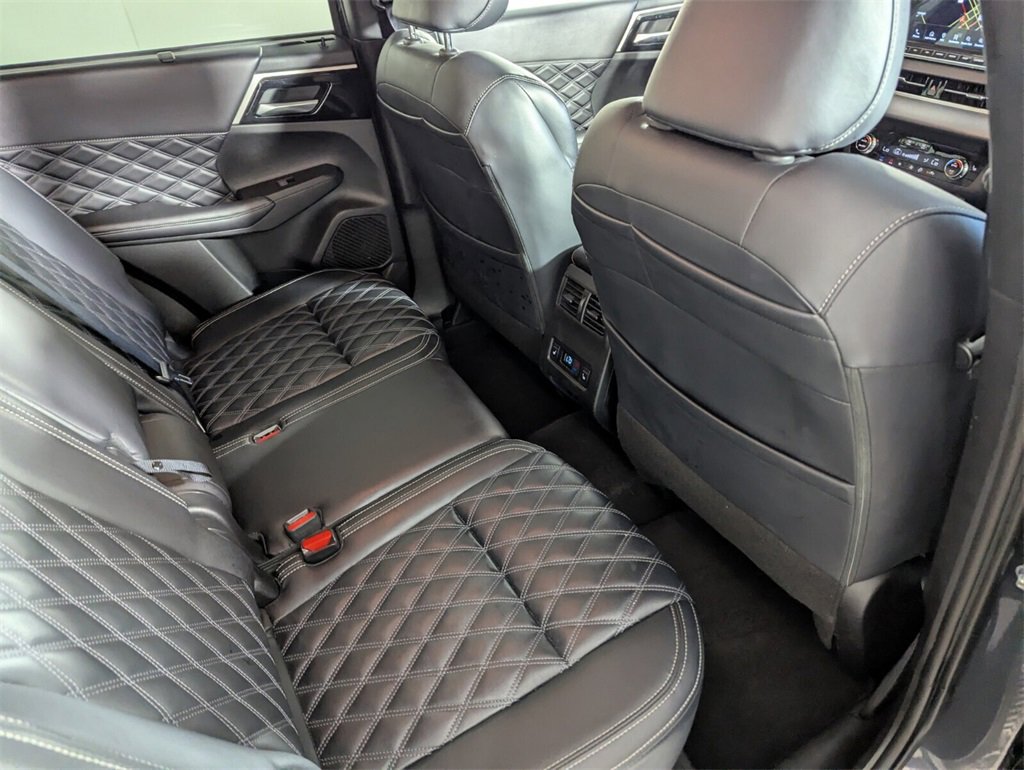 Used 2024 Mitsubishi Outlander SEL image 31