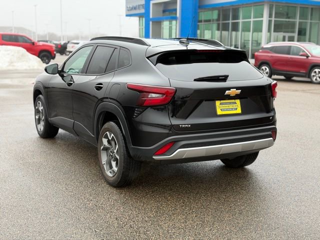 Used 2024 Chevrolet Trax LT image 8