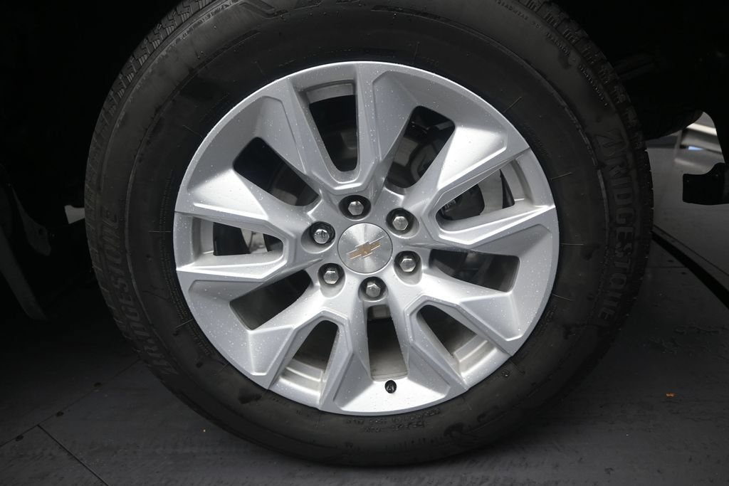 Used 2023 Chevrolet Silverado 1500 Custom RWD image 10