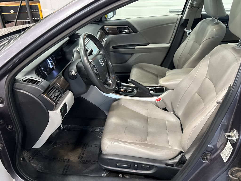 Used 2016 Honda Accord EX-L image 6