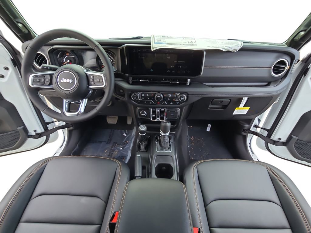 New 2025 Jeep Wrangler Unlimited Sahara AWD/4WD image 9