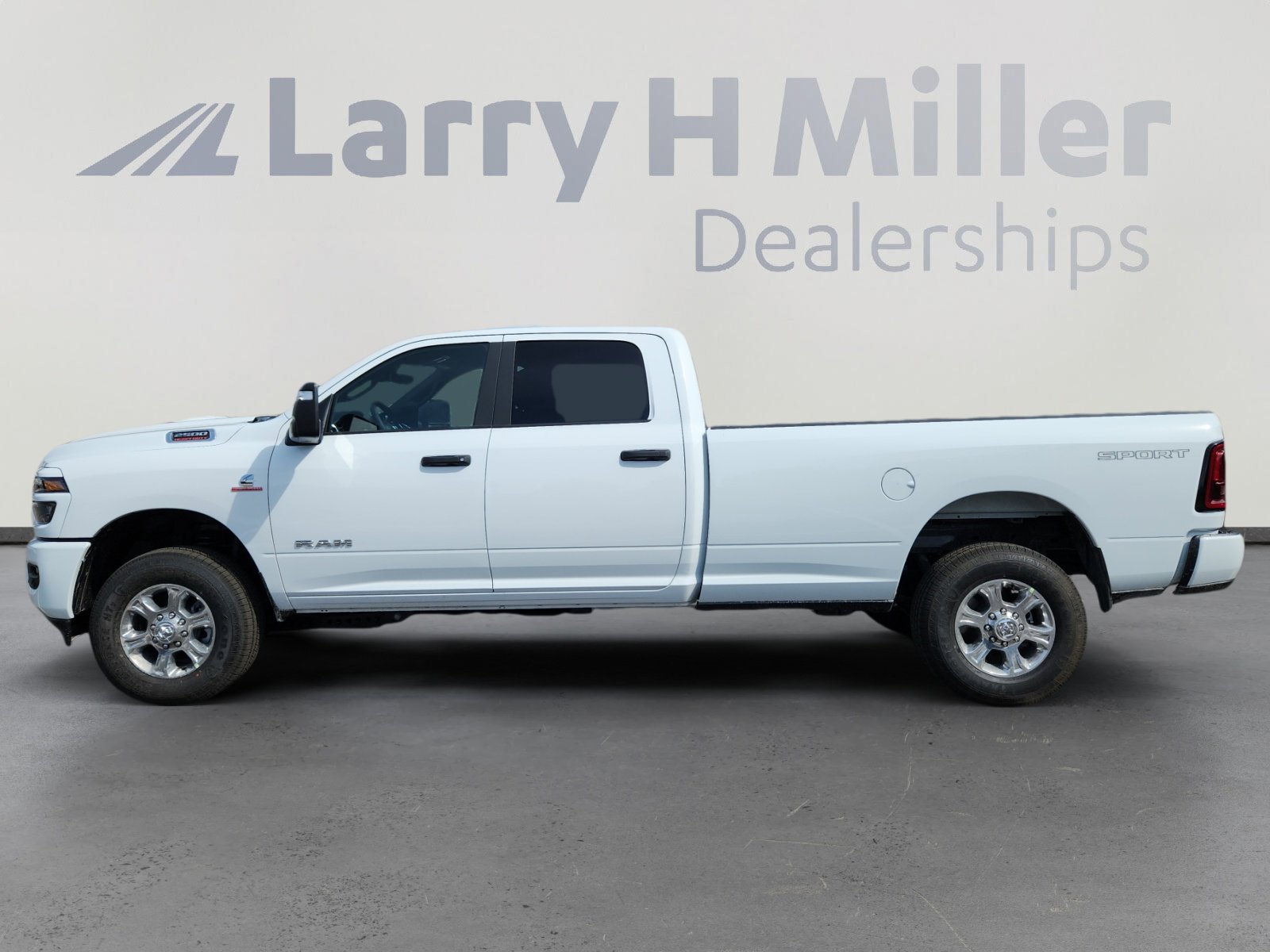 New 2025 RAM 2500 Big Horn image 2