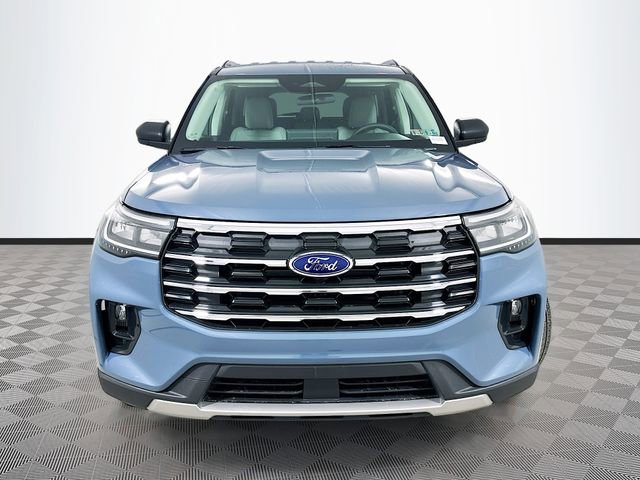 New 2026 Ford Explorer Active w/ Active Comfort Package image 2