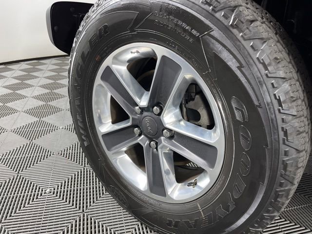 Used 2021 Jeep Wrangler Unlimited Sahara image 13