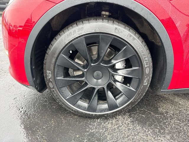 Used 2021 Tesla Model Y Long Range image 10