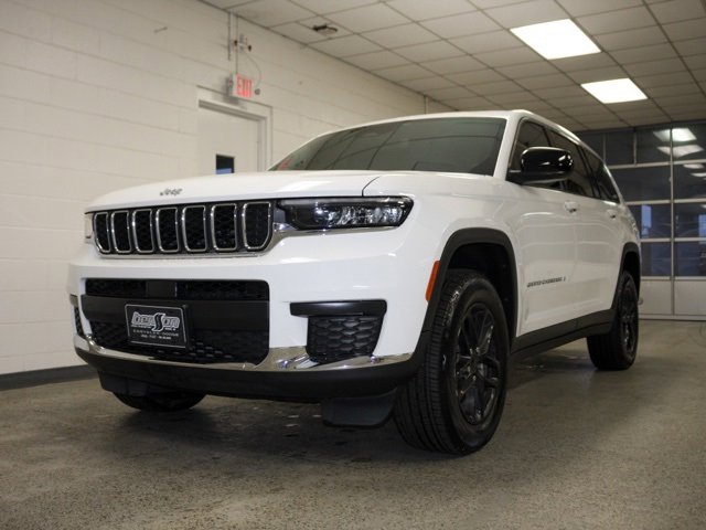 Certified 2024 Jeep Grand Cherokee L Laredo image 21