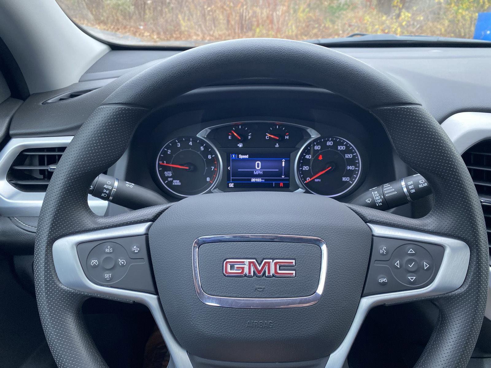 Used 2023 GMC Acadia SLE image 24