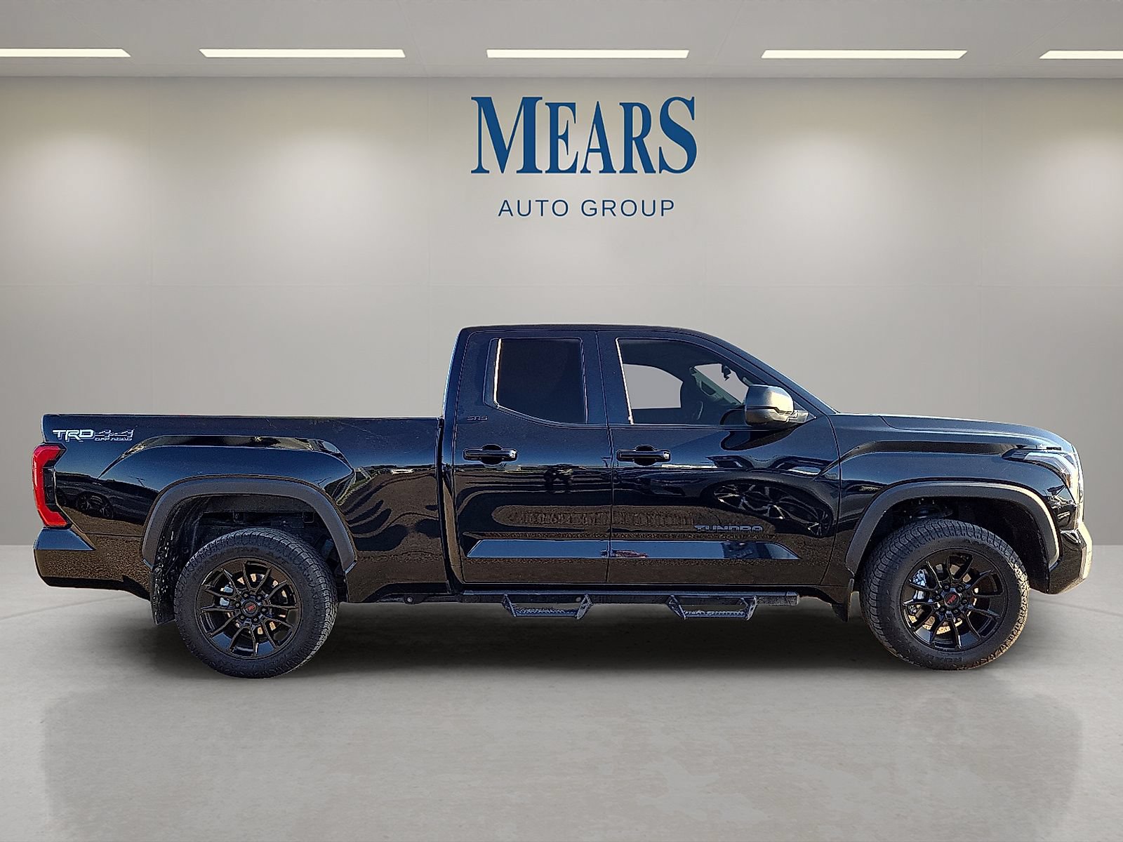 Used 2023 Toyota Tundra SR5 w/ TRD Off-Road Premium Package AWD/4WD image 6
