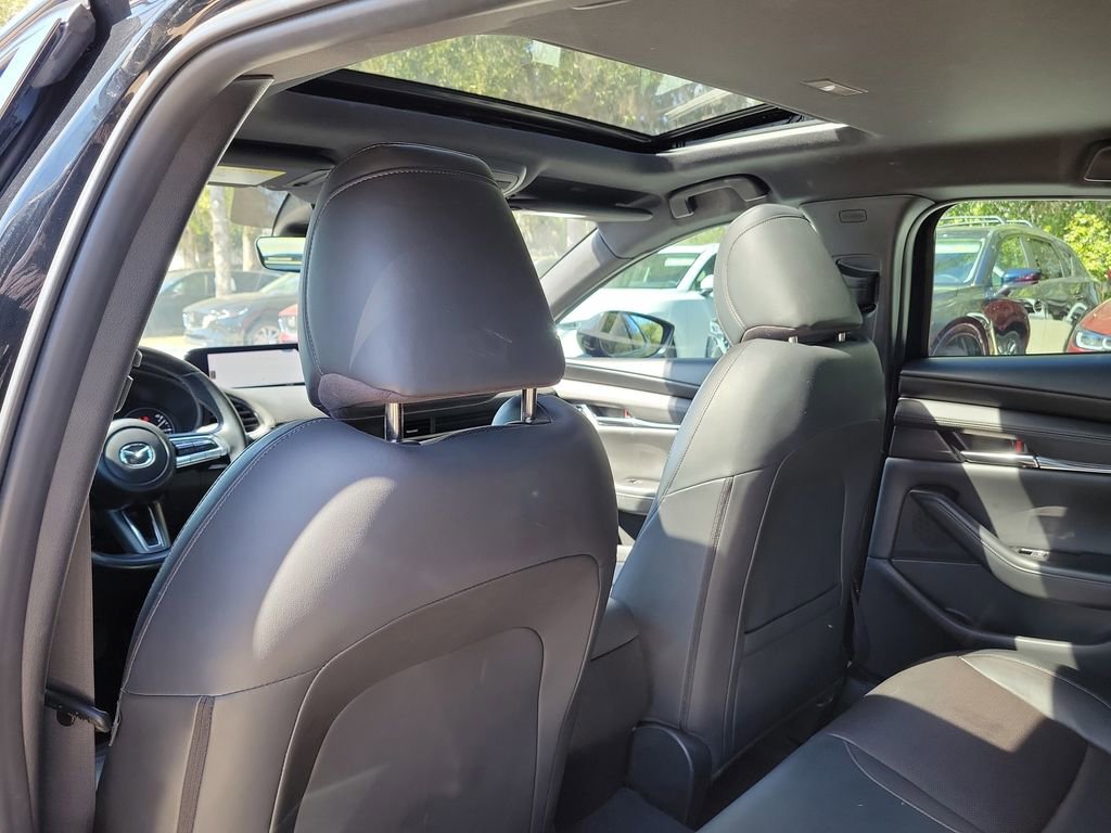 Used 2021 MAZDA MAZDA3 s image 12