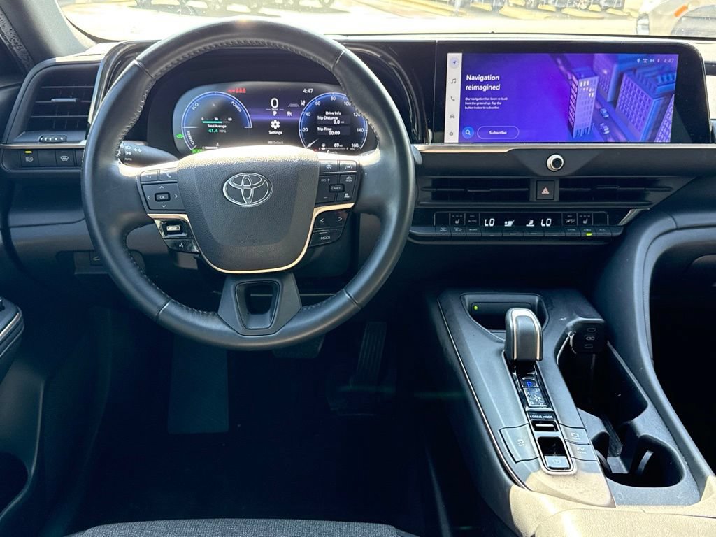 Used 2023 Toyota Crown AWD/4WD image 21