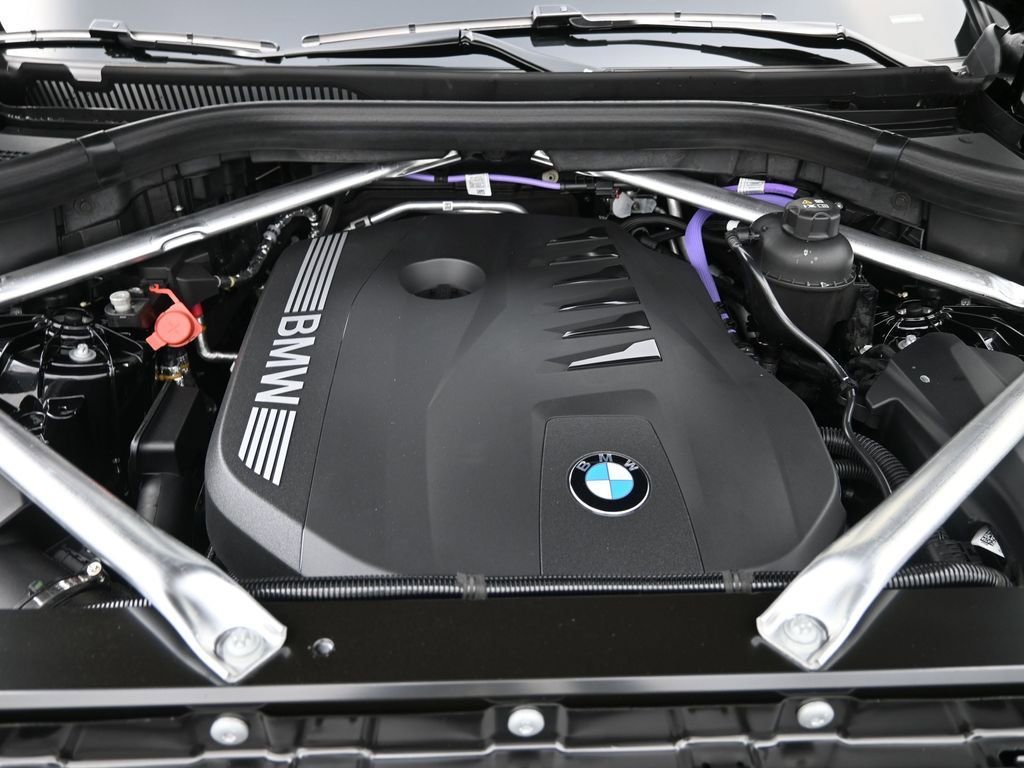 New 2026 BMW X5 sDrive40i w/ Parking Assistance Package RWD image 18