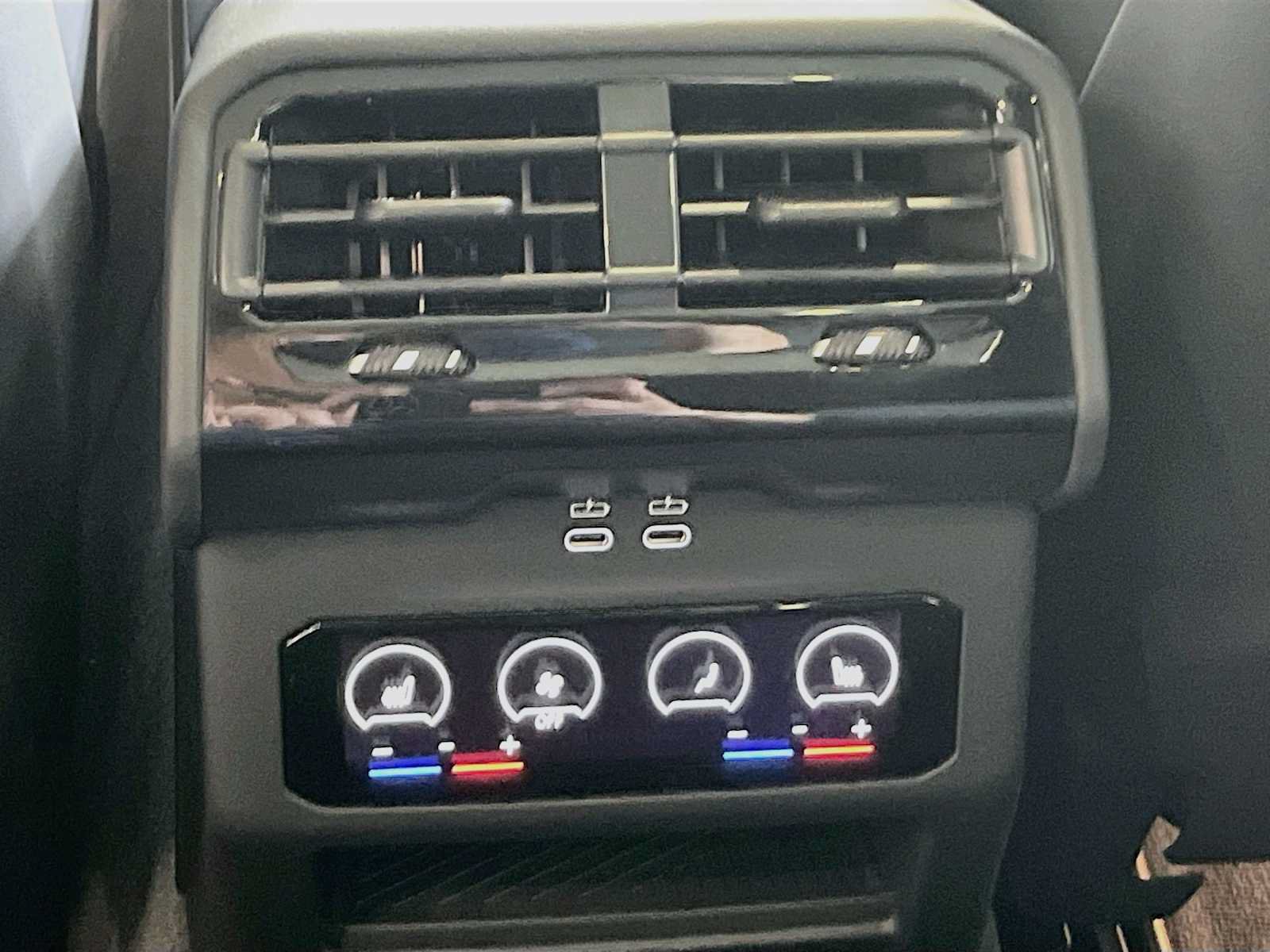 New 2027 BMW M5 Touring AWD/4WD image 18