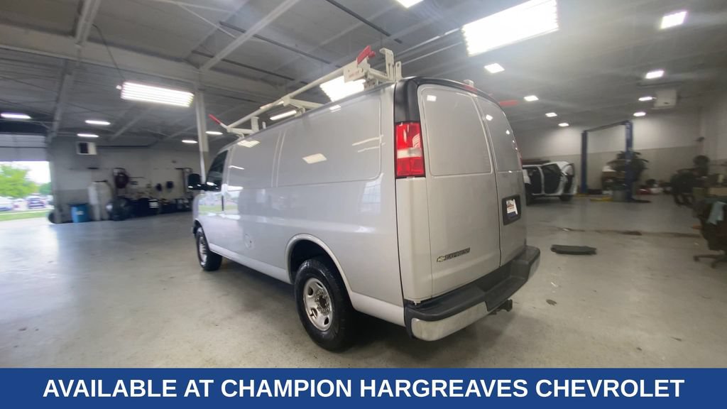 Certified 2022 Chevrolet Express 2500 w/ Enhanced Convenience Package RWD image 9