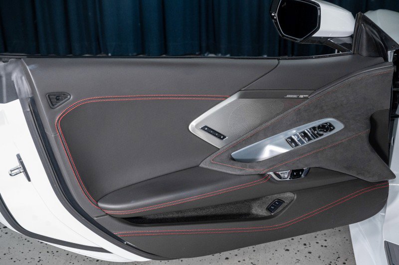 Used 2020 Chevrolet Corvette Stingray Premium Conv w/ 3LT Preferred Equipment Group image 18