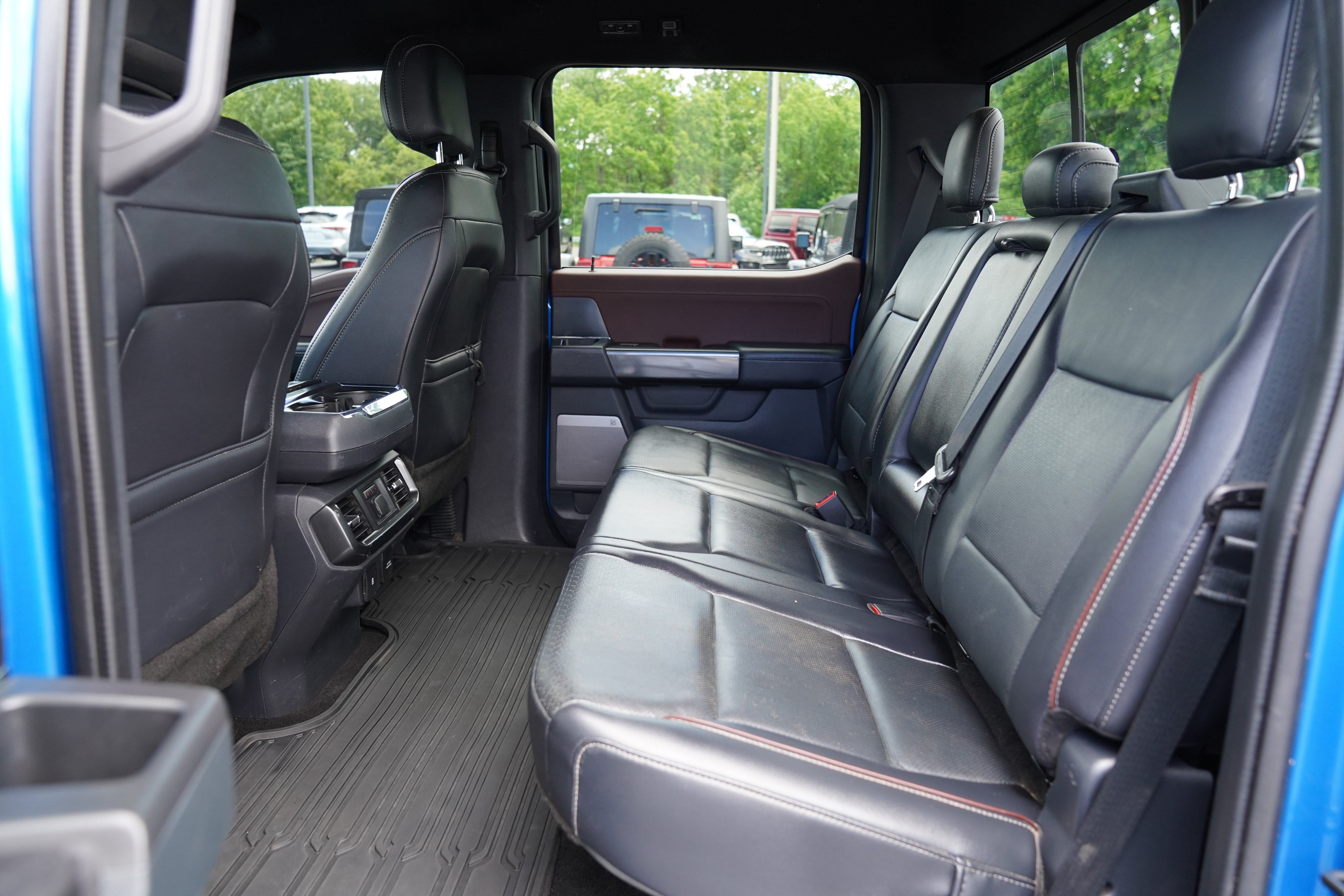Used 2021 Ford F150 Lariat w/ Equipment Group 502A High AWD/4WD image 5