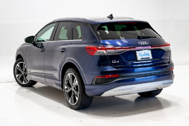 Used 2022 Audi Q4 e-tron Premium w/ Convenience Package AWD/4WD image 29