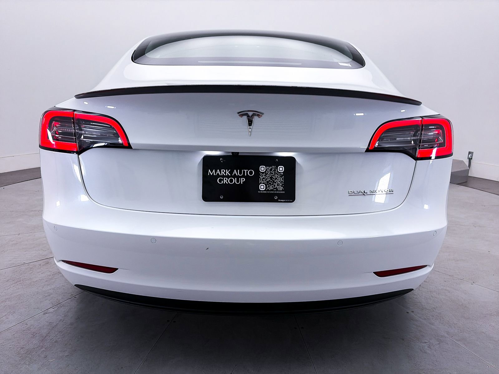 Used 2022 Tesla Model 3 Performance AWD/4WD image 14