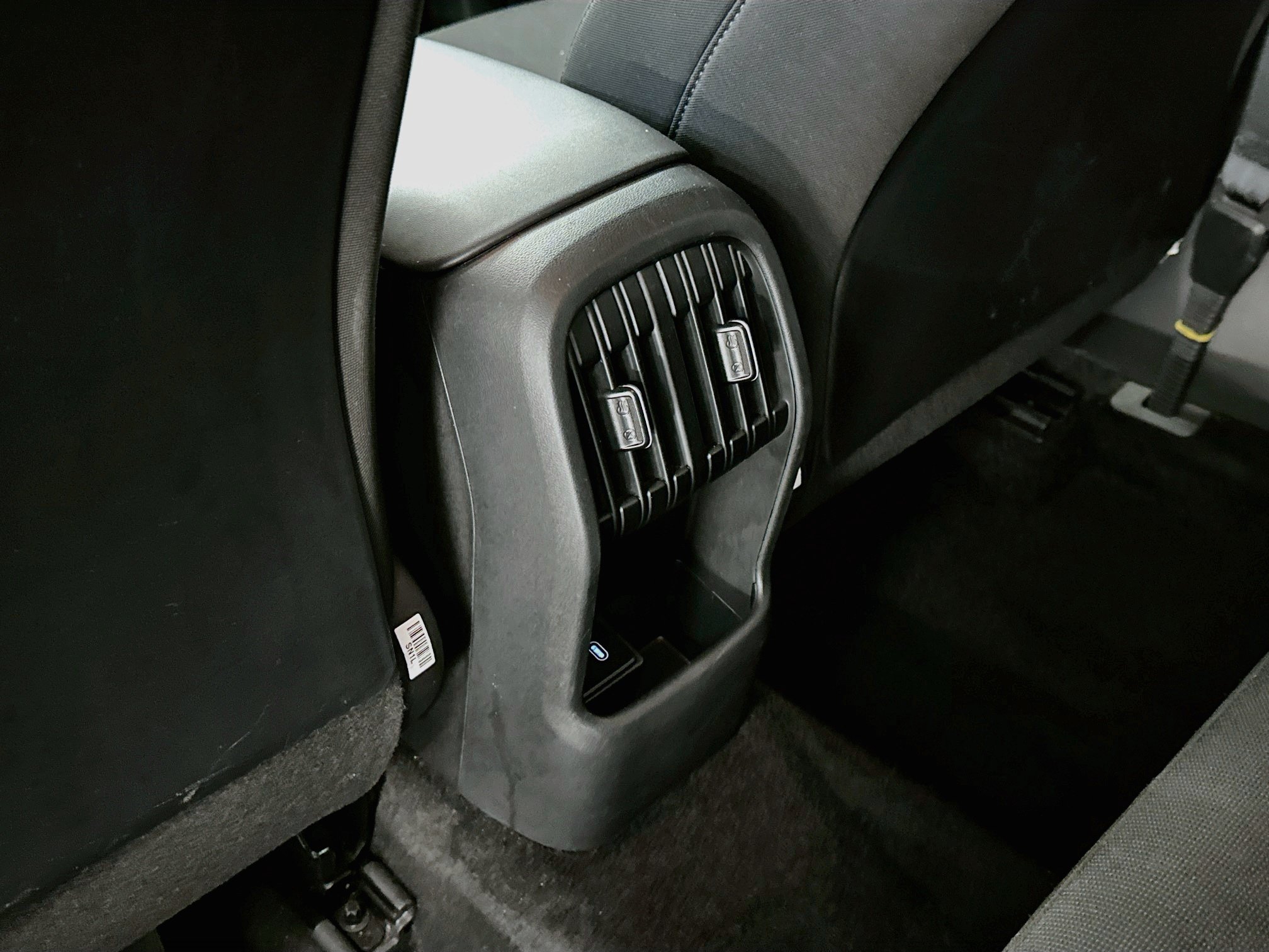 Used 2025 Hyundai Kona SEL AWD/4WD image 28