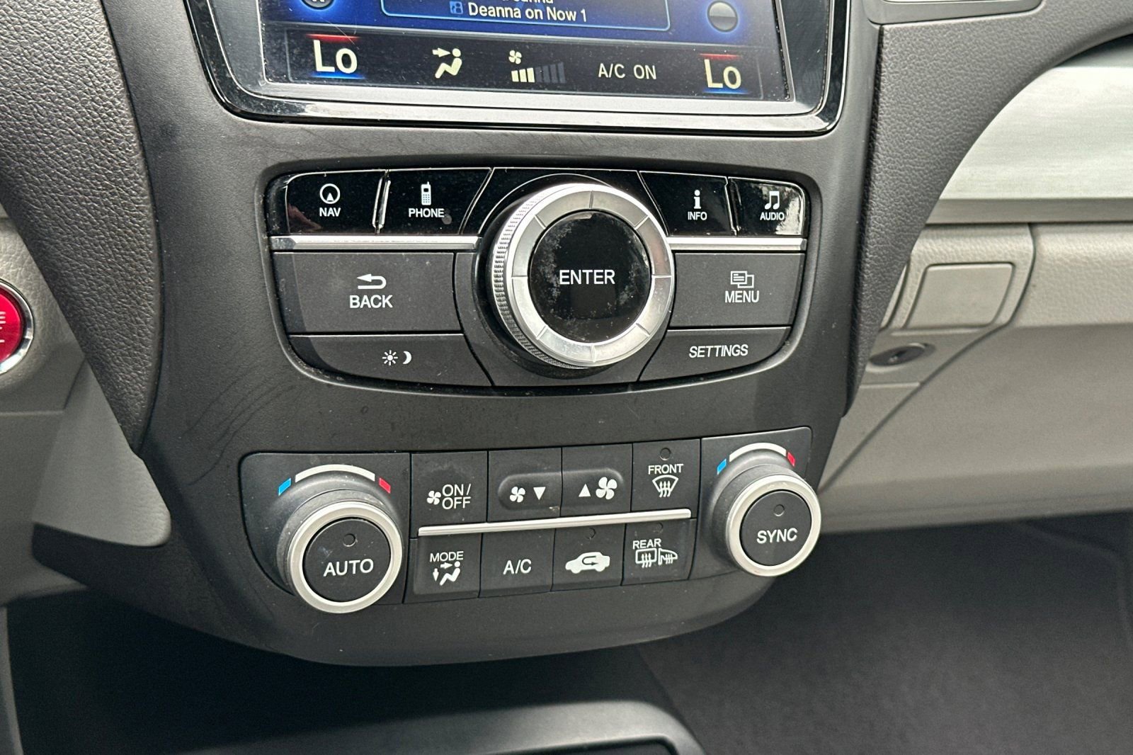 Used 2018 Acura RDX AWD w/ Advance Package image 23