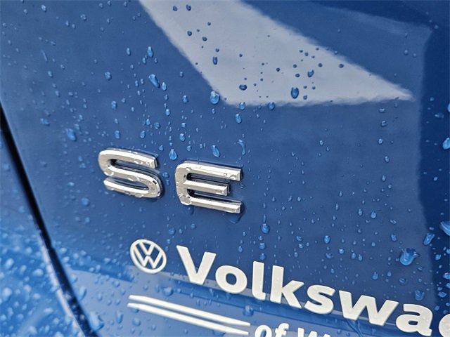 Certified 2025 Volkswagen Atlas Cross Sport SE image 11