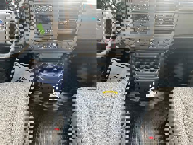 New 2025 GMC Savana 3500 Extended w/ Driver Convenience Package image 19