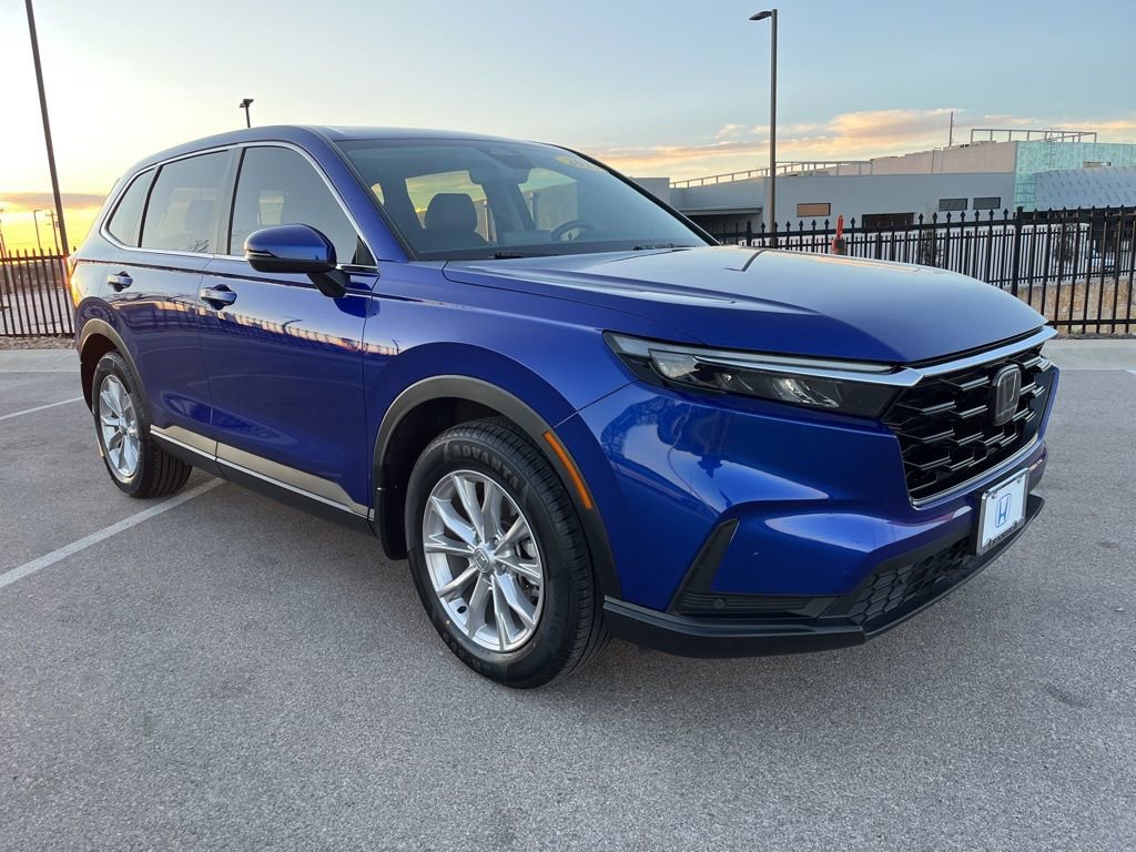 Used 2023 Honda CR-V EX-L image 3