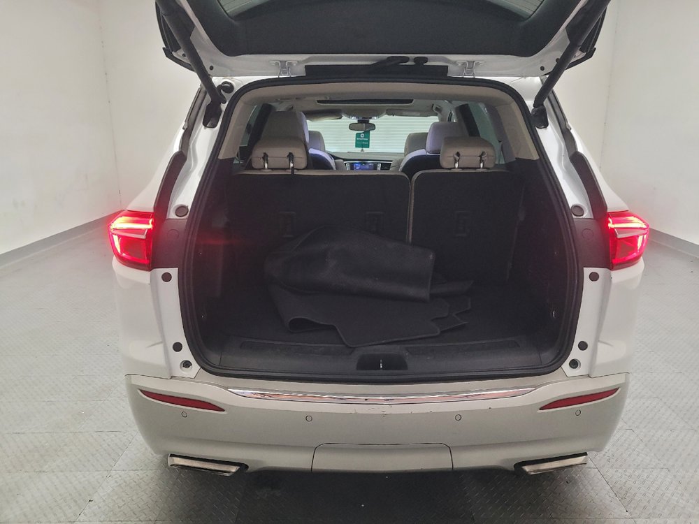 Used 2020 Buick Enclave Premium w/ Sun and Sites Package FWD image 29