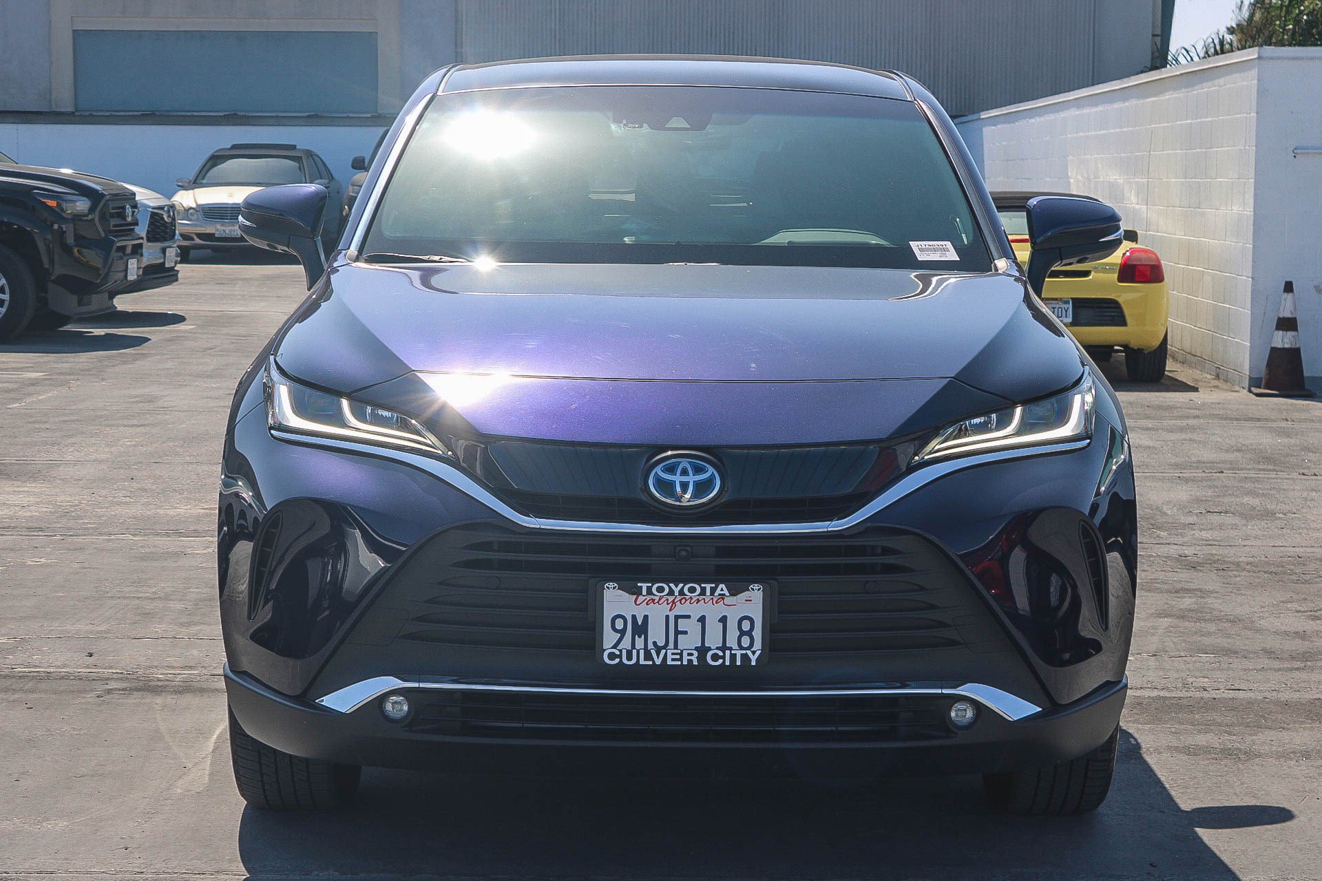Certified 2024 Toyota Venza Limited AWD/4WD image 2