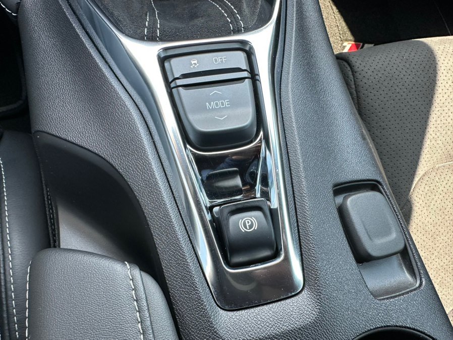 Used 2020 Chevrolet Camaro SS RWD image 22
