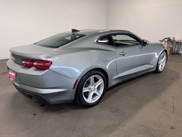 Used 2023 Chevrolet Camaro LT image 3