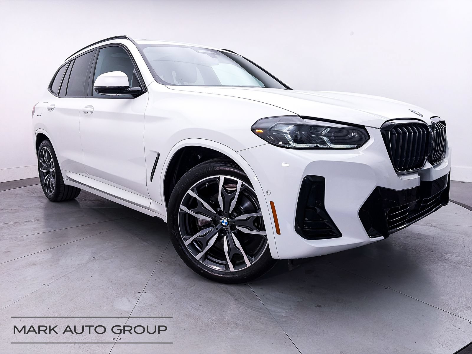 Used 2023 BMW X3 sDrive30i w/ M Sport Package RWD image 1